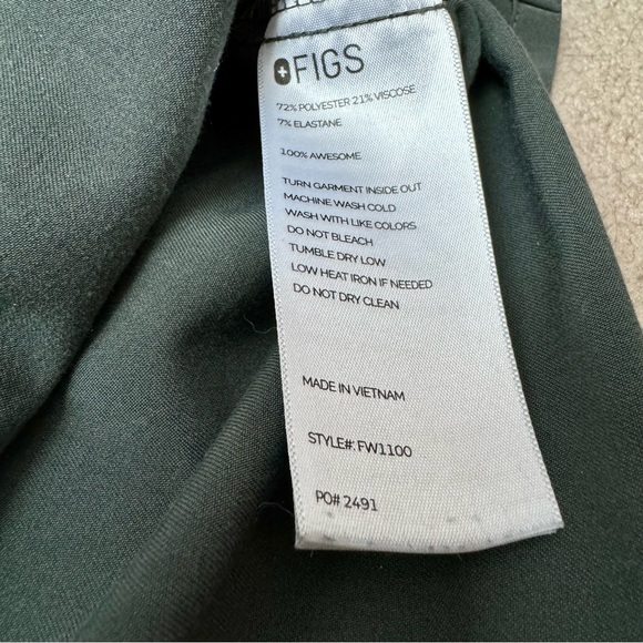 Fig Casma Three-Pocket Scrub Top Size XL GUC Technical Collection - Picture 8 of 12